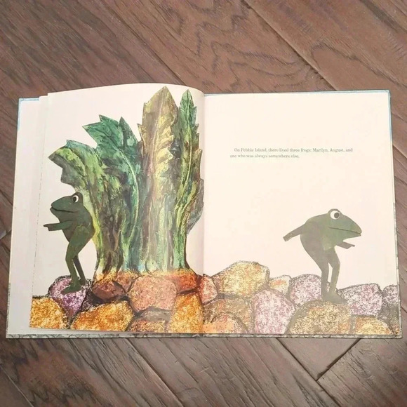 An Extraordinary Egg by Leo  Lionni - Picture 5 of 6